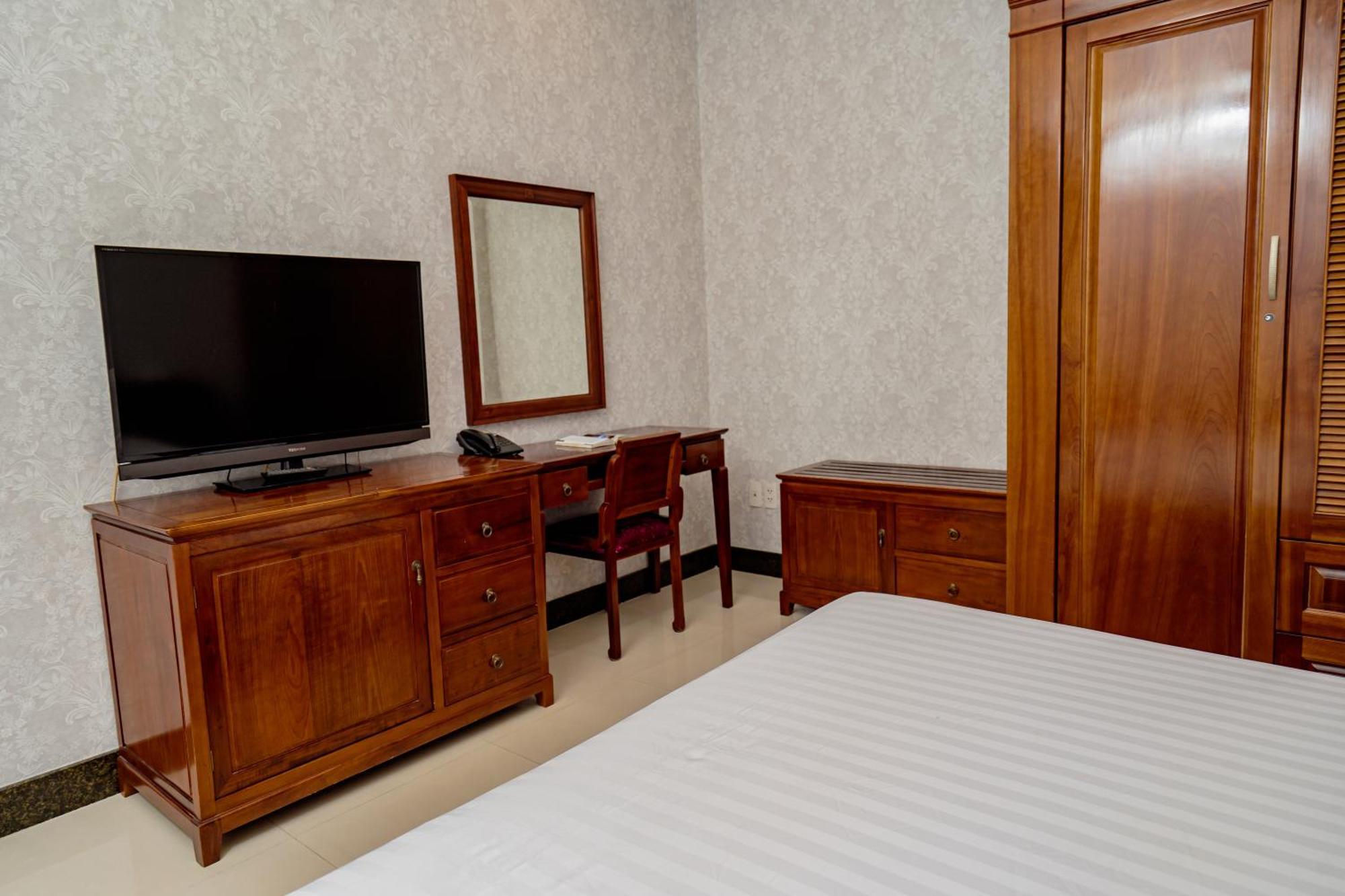Ben Thanh Retreats Hotel Ho Chi Minh City Bagian luar foto