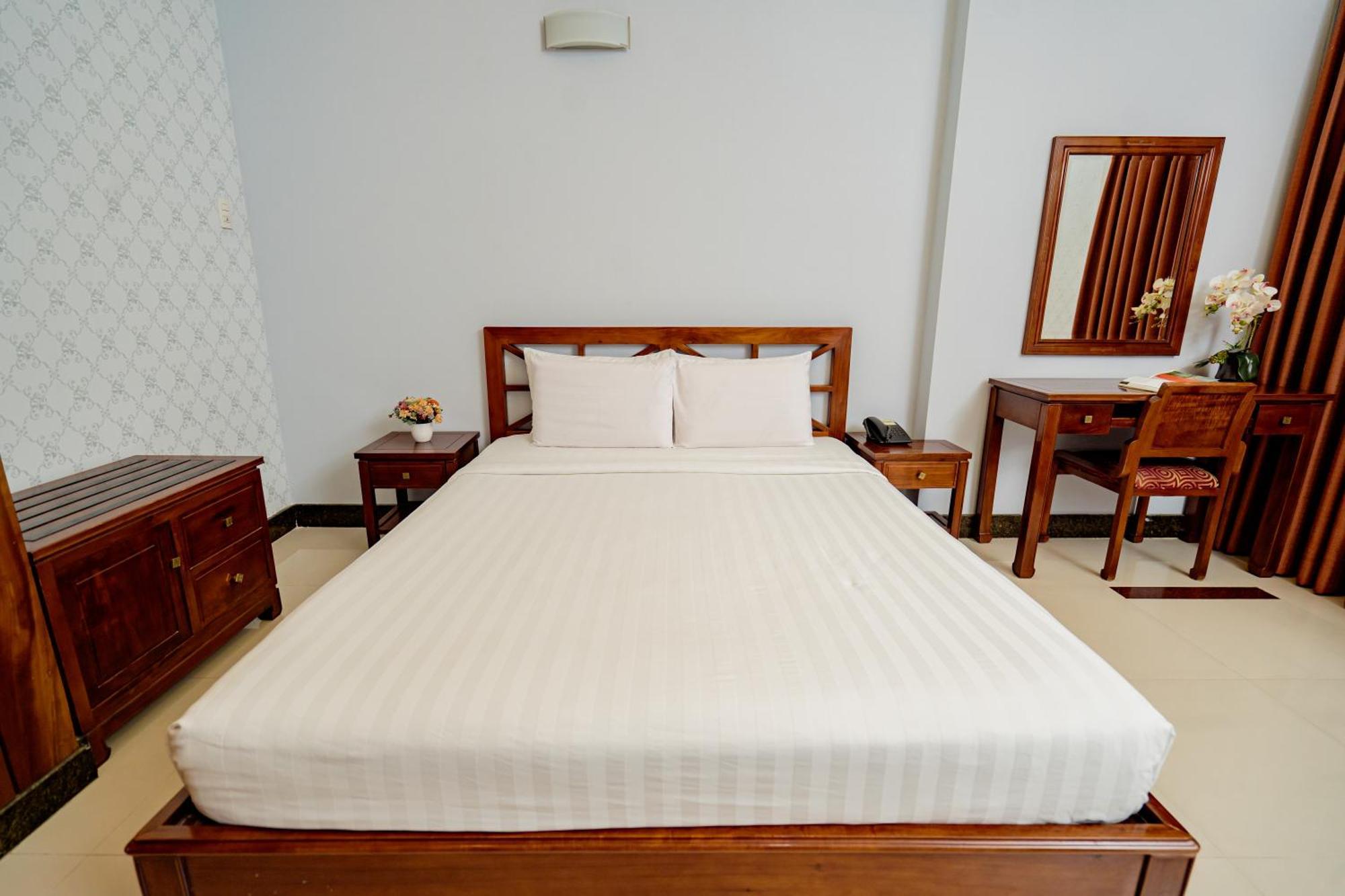 Ben Thanh Retreats Hotel Ho Chi Minh City Bagian luar foto