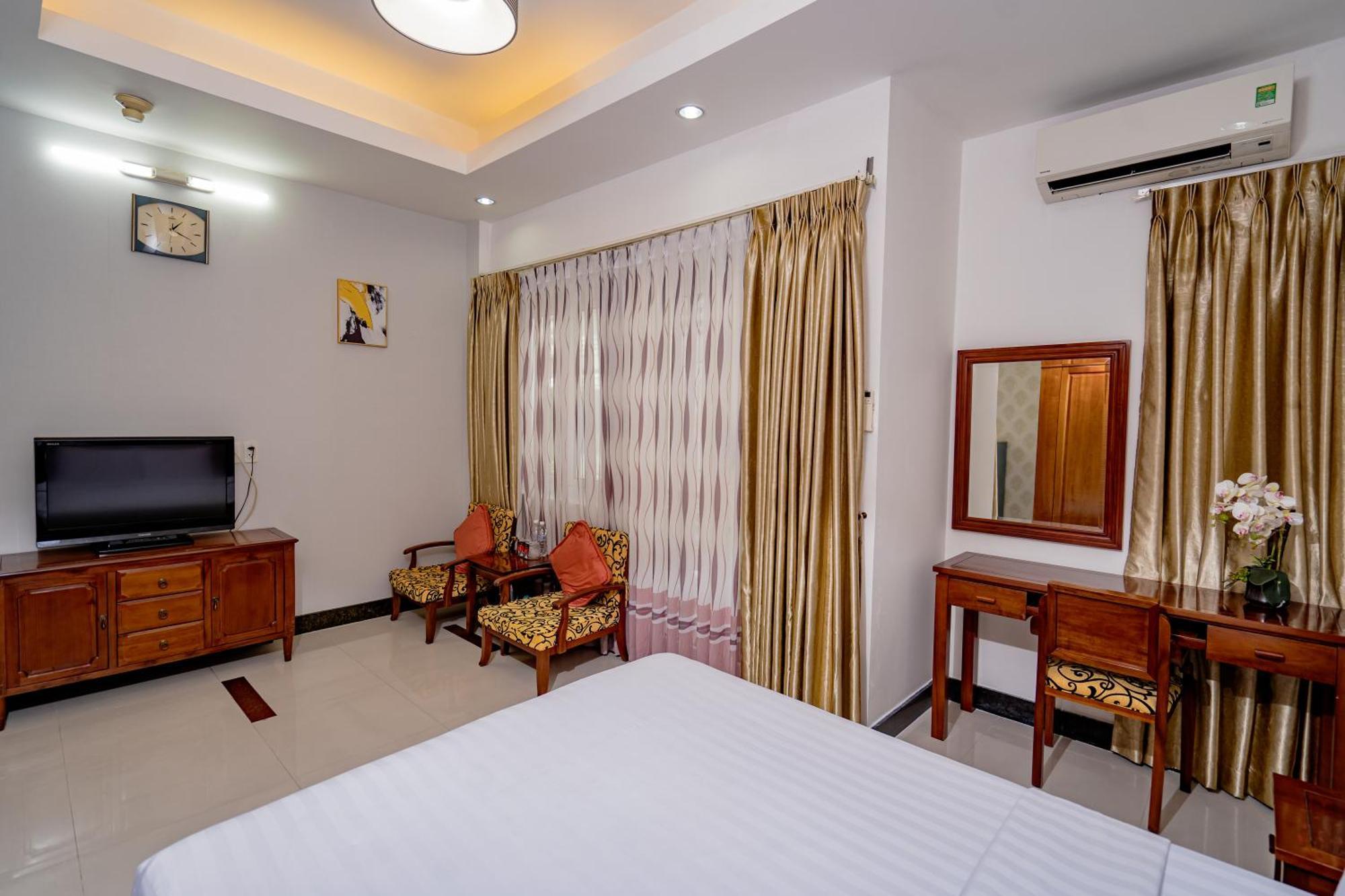 Ben Thanh Retreats Hotel Ho Chi Minh City Bagian luar foto
