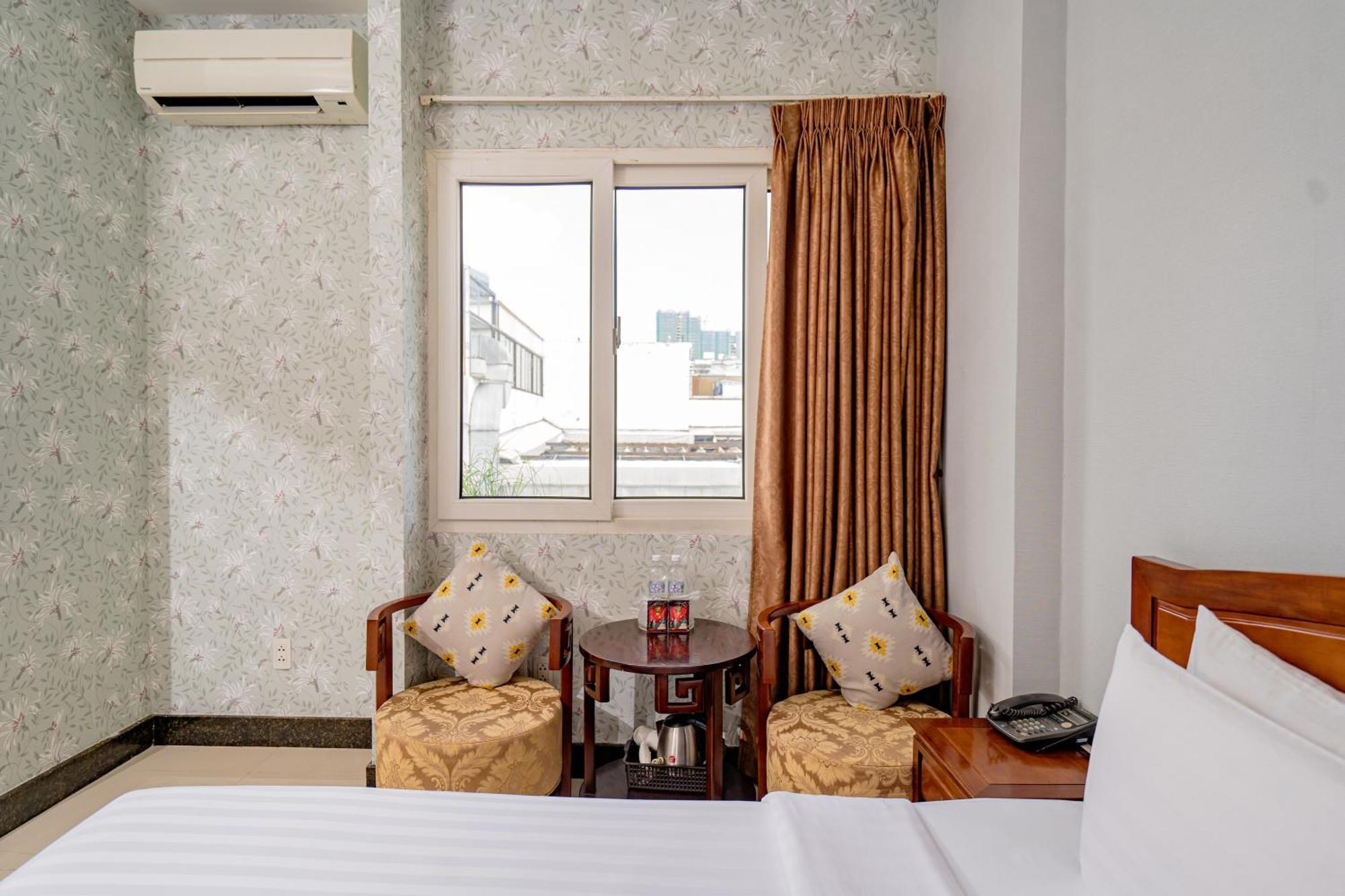 Ben Thanh Retreats Hotel Ho Chi Minh City Bagian luar foto