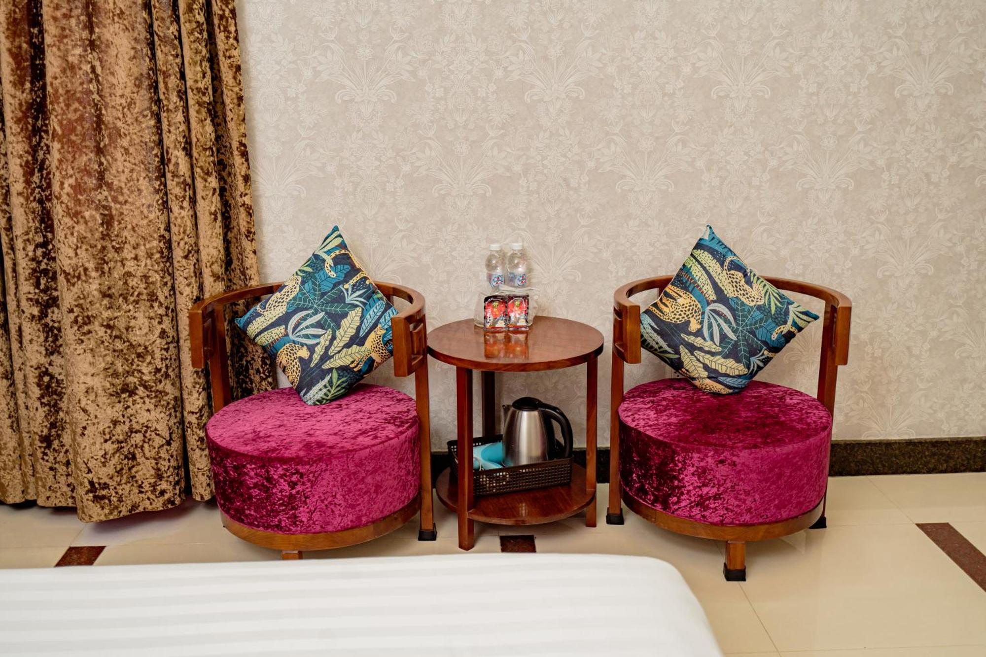 Ben Thanh Retreats Hotel Ho Chi Minh City Bagian luar foto