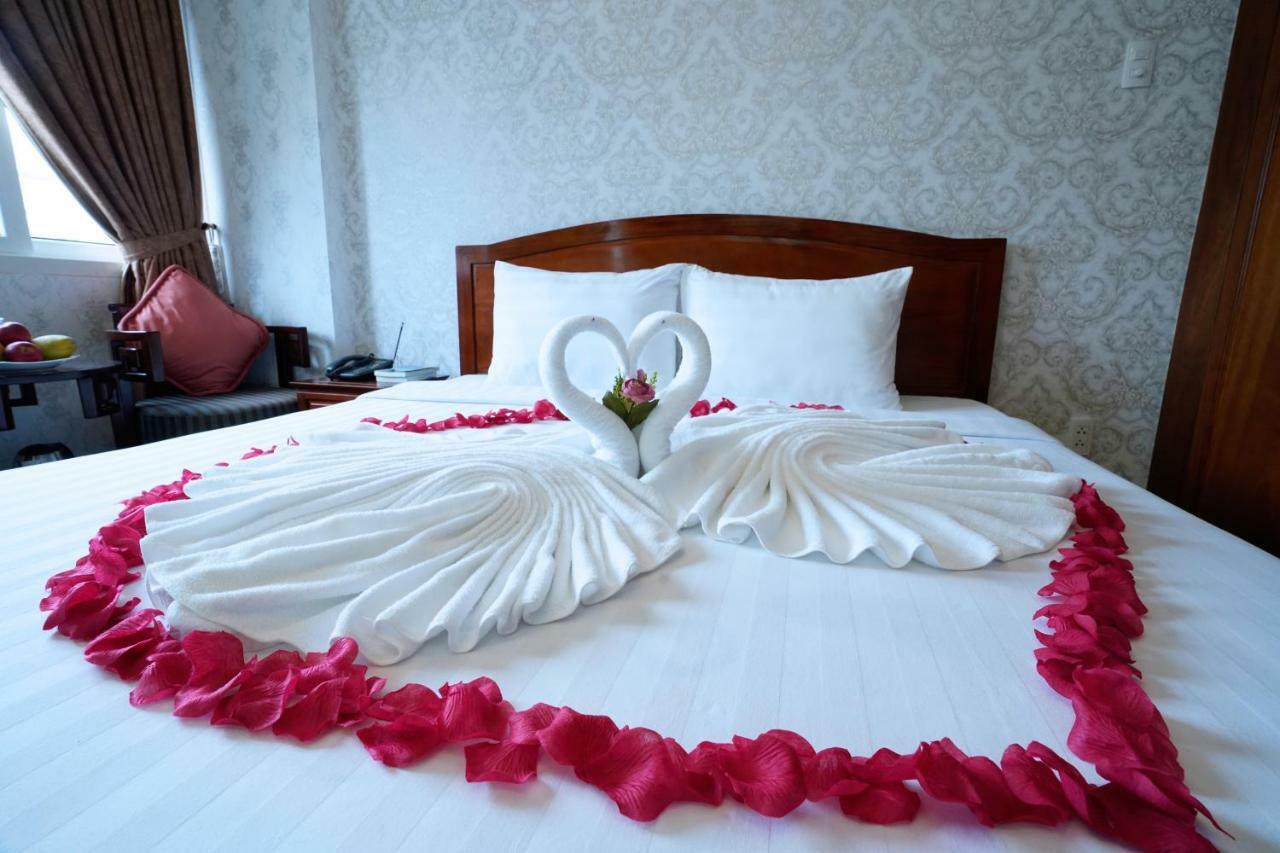 Ben Thanh Retreats Hotel Ho Chi Minh City Bagian luar foto